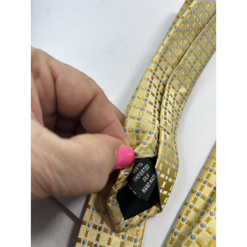Claiborne Men's 100% Silk Tie Handmade 59x3.75 - Picture 4 of 5